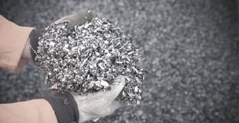 Metales reciclados para su reutilización en Dos Hermanas